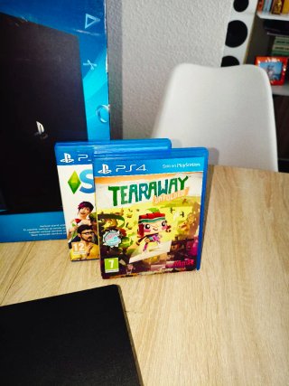 Consola PS4 Pro + 6 Juegos + 3 Mandos