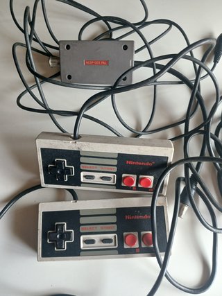 Lote Nintendo NES + 3 juegos