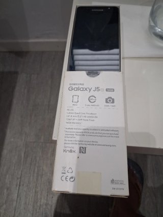 Samsung Galaxy J5 16GB Negro