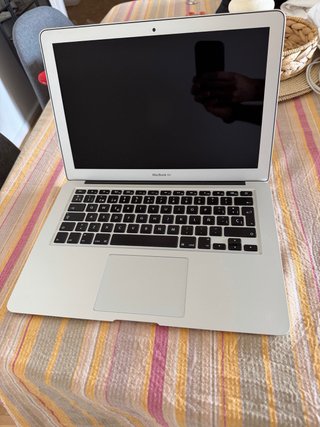 MacBook Air 13 (2015) Plata I5 8 GB RAM