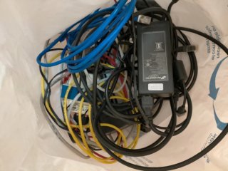 Cables de red y adaptador FSP