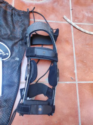 Rodillera Donjoy Armor S Derecha Nueva