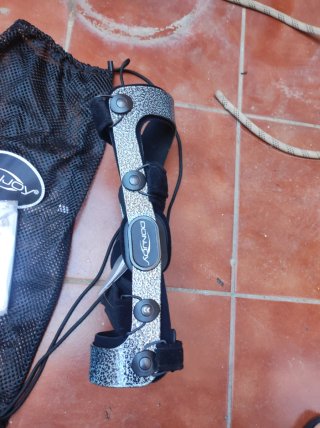 Rodillera Donjoy Armor S Derecha Nueva