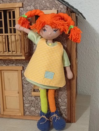 Muñeca Pippi Calzaslargas crochet