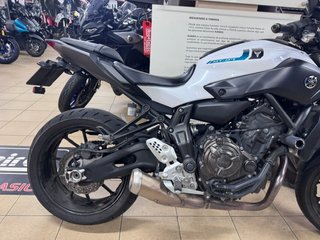 YAMAHA MT-07   (2014-2017) 2017