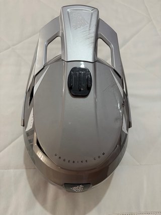 Casco Urge Lunar