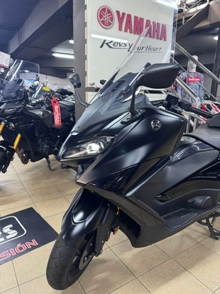 YAMAHA TMAX  Tech MAX (2022-2024) 2024