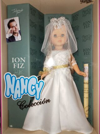 Nancy Novia Ion Fiz Colección Famosa