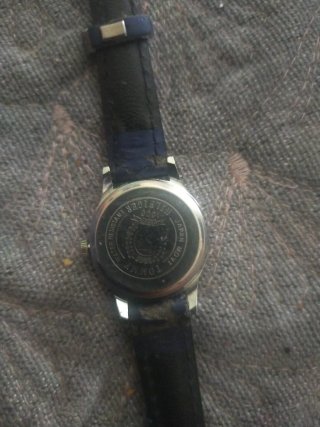 Reloj Tommy Hilfiger Azul y Rojo