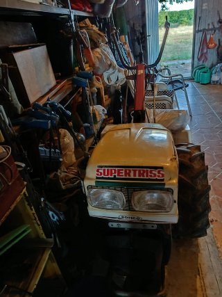 Tractor Supertriss Roteco