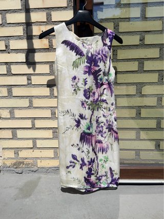 Vestido estampado floral lavanda