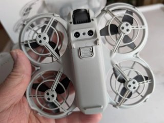 DJI NEO Drone sin mando