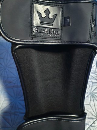 Espinilleras King Boxing Buddha talla M
