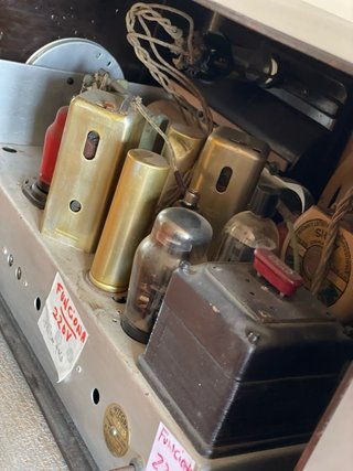 Radio antigua válvulas baquelita