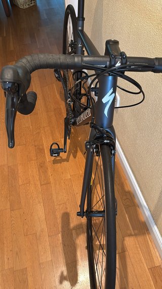 Bicicleta de carretera tiene 3 salidas