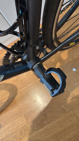 Bicicleta de carretera tiene 3 salidas