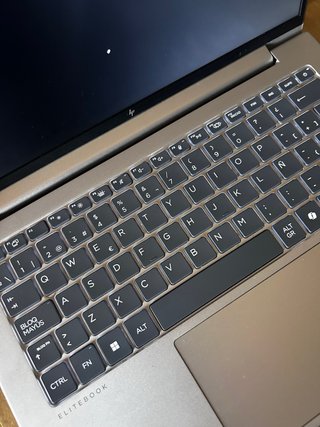 Portátil HP EliteBook 645 G11 Plata
