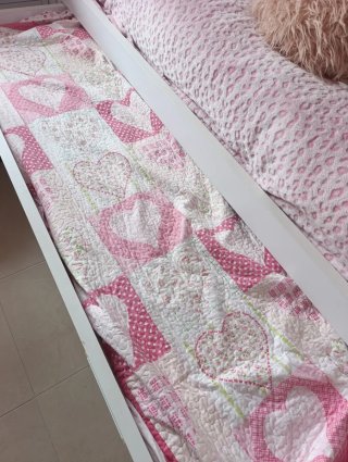 Cama compacta con colchones