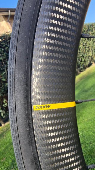 Bicicleta de carretera Pinarello X1 DI2