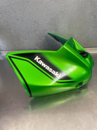 Embellecedor Depósito Gasolina Kawasaki ER6N 2016