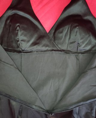 Abito nero scollatura all'americana tg M