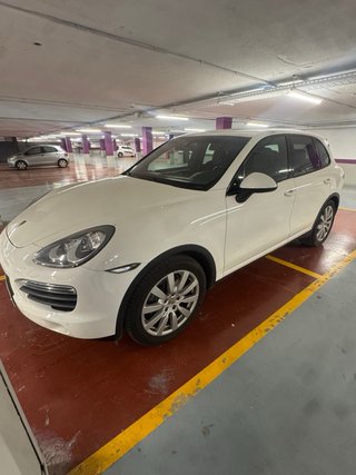 Porsche Cayenne 2011