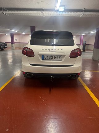 Porsche Cayenne 2011