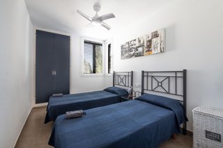 Acogedor piso vacacional con piscina comunitaria!