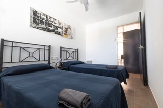 Acogedor piso vacacional con piscina comunitaria!