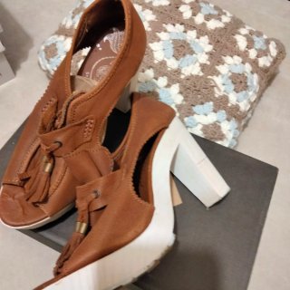 Zapatos Marrones serraje piel, Tacón de madera