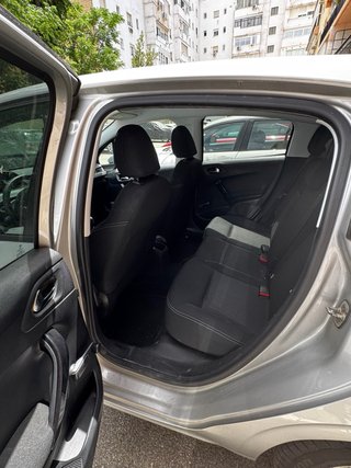 Peugeot 208 2016