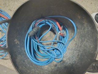 Máquina coje aceitunas con batería y carrito