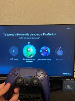 PlayStation 5 DIGITAL CON 2 MANDOS