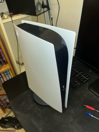 PlayStation 5 DIGITAL CON 2 MANDOS