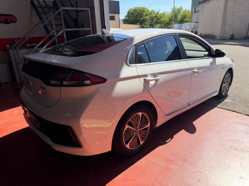 Hyundai Ioniq 2020, foto 5