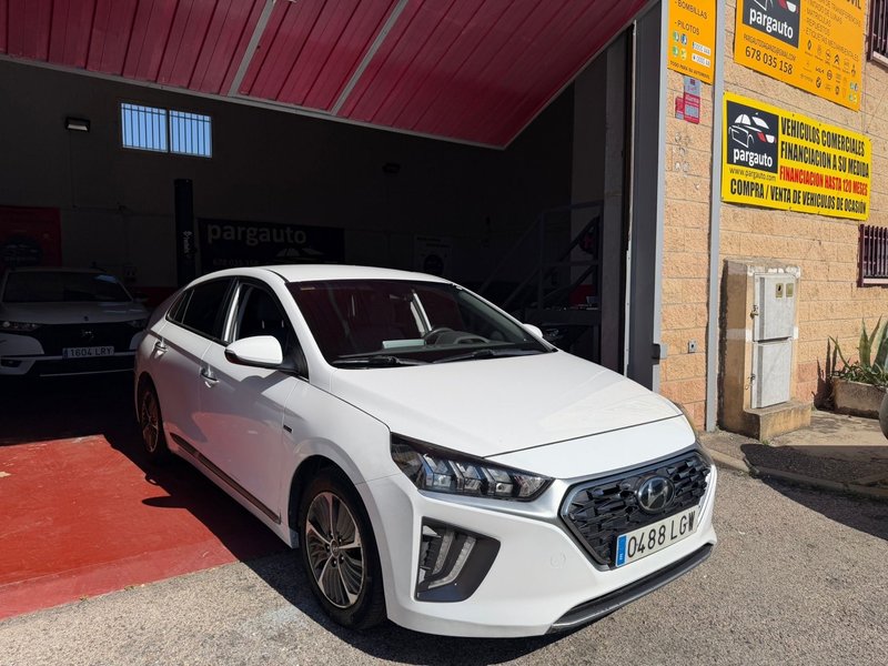 Hyundai Ioniq 2020, foto 8