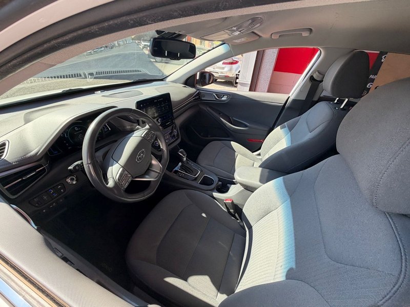 Hyundai Ioniq 2020, foto 11