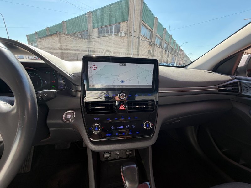 Hyundai Ioniq 2020, foto 13