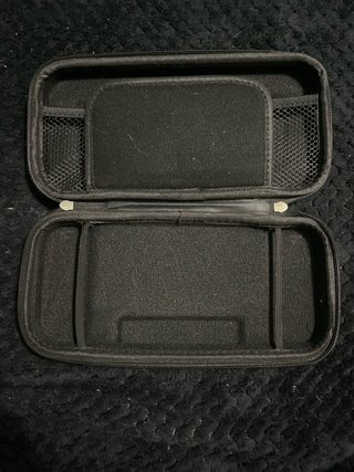 Funda Nintendo Switch + 3 juegos