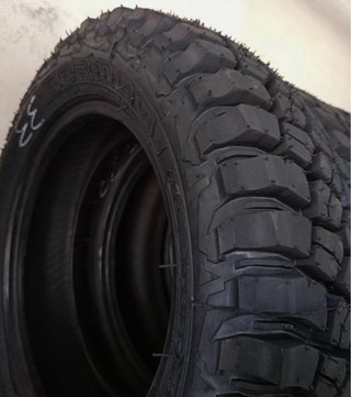 Neumáticos tacos 4x4 nuevos. 145/80 R13