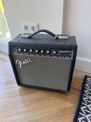 Amplificador Fender Champion 20 Guitarra eléctrica