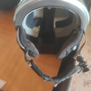 Casco Giro Esquí con Audio Jack 3.5mm