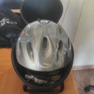 Casco Giro Esquí con Audio Jack 3.5mm