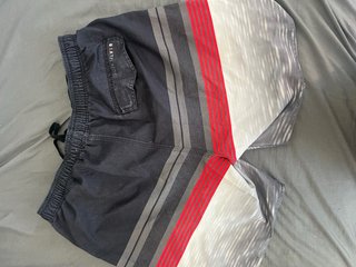 Bermudas Quiksilver Rayas