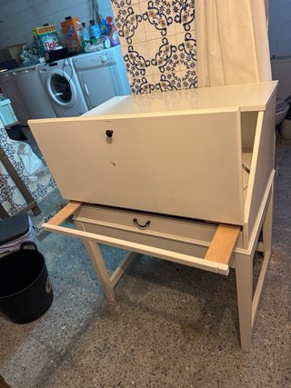 Secreter Ikea Hemnes