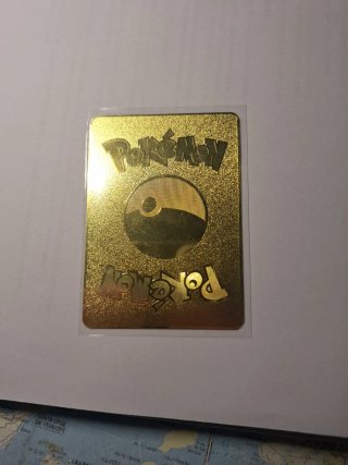 Carta Charizard VMAX Dorada PS 330