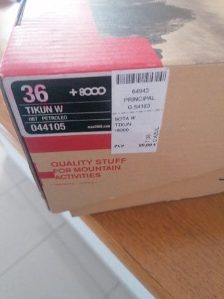 Zapatillas 8000 Azul y Negro