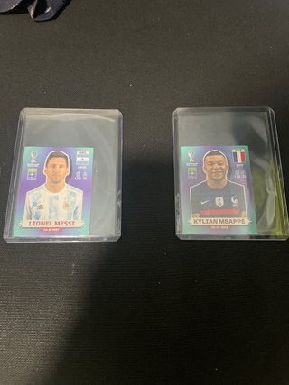Cromos Mundial 2022 Messi y Mbappé