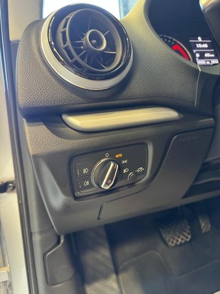 Audi A3 Sportback 1.6 TDI 110CV | 12/2014 NACIONAL