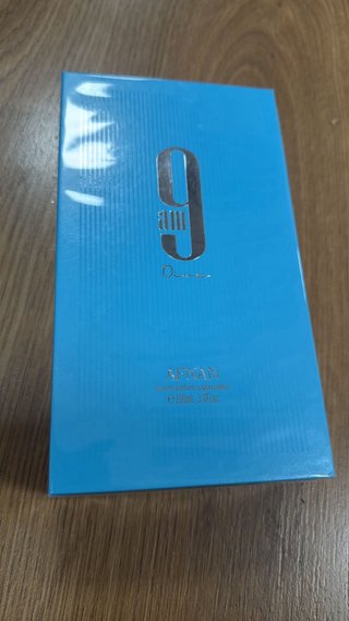 Perfume 9 AM Dive